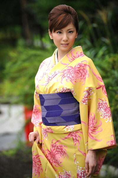 Sorprendente japonés la reina Yuma parpadea Juguetón Pechos y Un agujero Parte 14