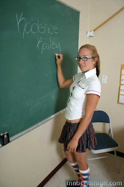 Fairy-haired schoolgirl Kadence Kailey shows her body in untamed uniform and glasses