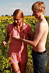 Amateur pair acquire per other stripped for sexual act in a field of sunflowers