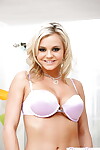 Decent pornstar beauty Bree Olson is the infant with unforgettable bawdy cleft